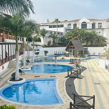 公寓 La Maison Amarilla Golf 圣米格尔德阿沃纳