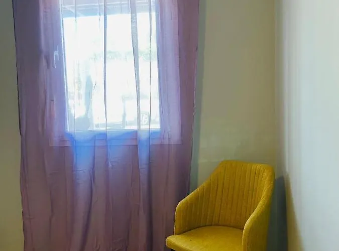 La Maison Amarilla Golf Apartment *